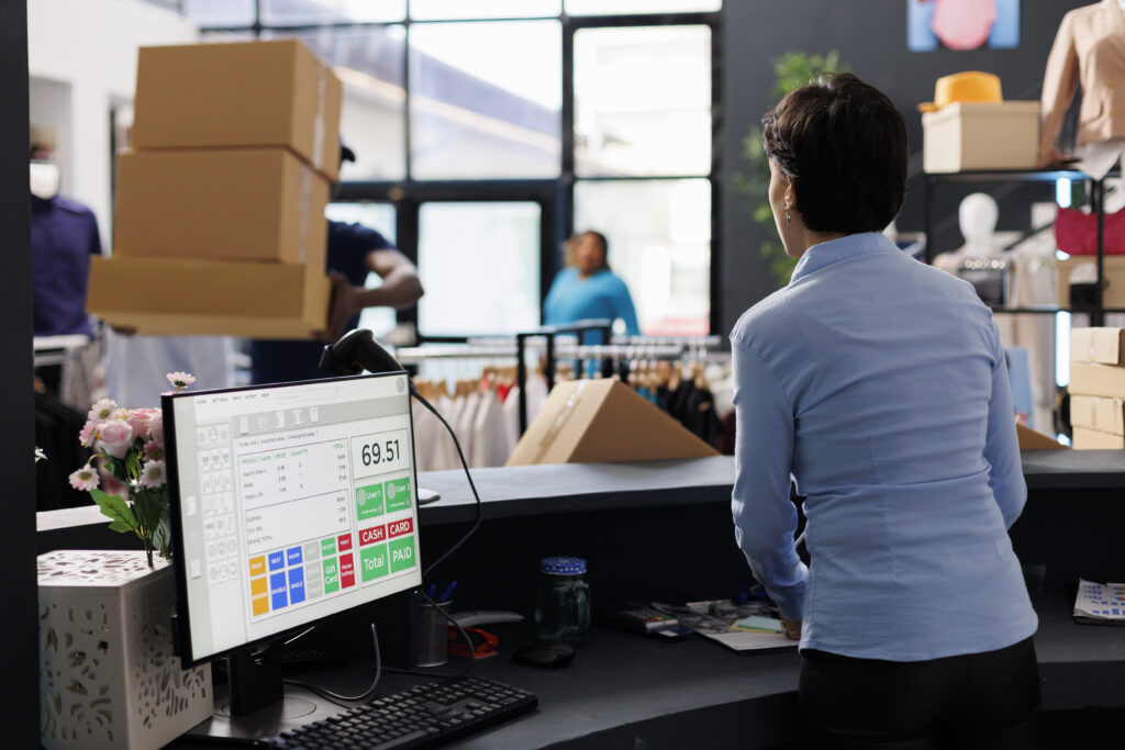 Centralisez, automatisez et optimisez la gestion de vos commandes omnicanales avec notre Order Management System puissant, flexible et souverain.
